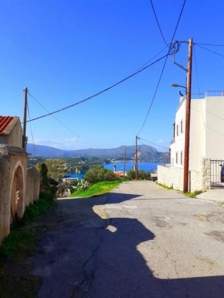 Plaka bei Chania Grundstück mit Meerblick an seltener Stelle – im Dorf Plaka Grundstück kaufen